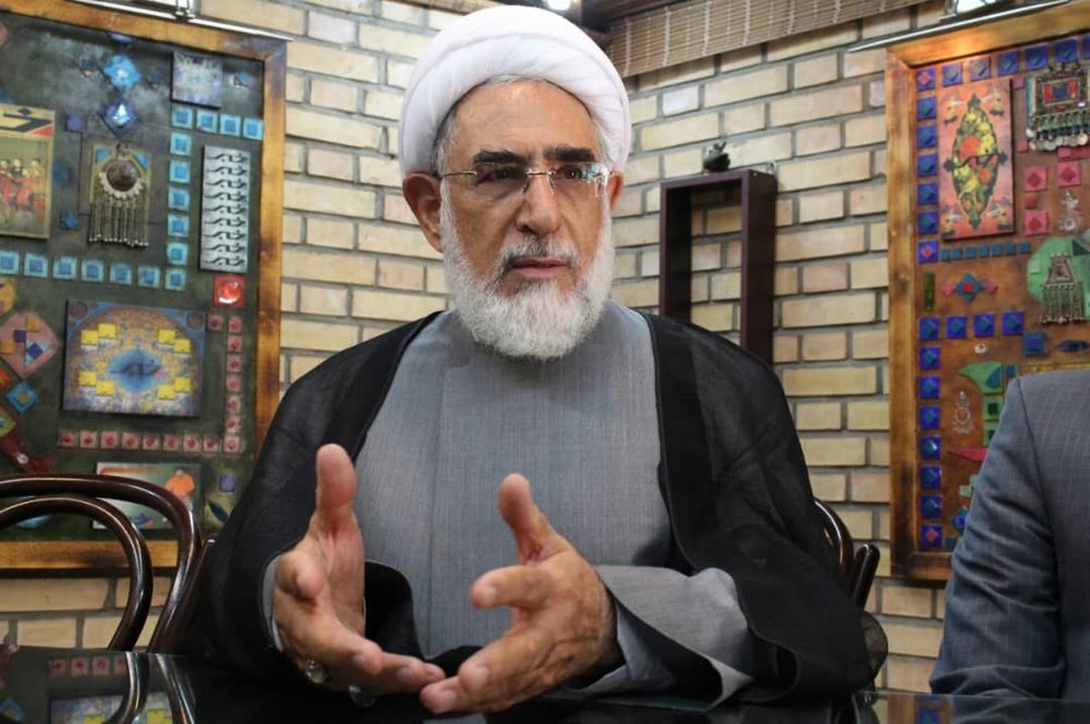 منتجب نیا: شوروی در تاریخ شاید بیشتر از آمریکا و غرب به ایران ستم کرده باشد